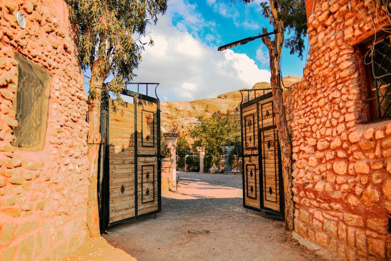 Little Petra Bedouin Camp Hotel Al Hayy Exterior photo