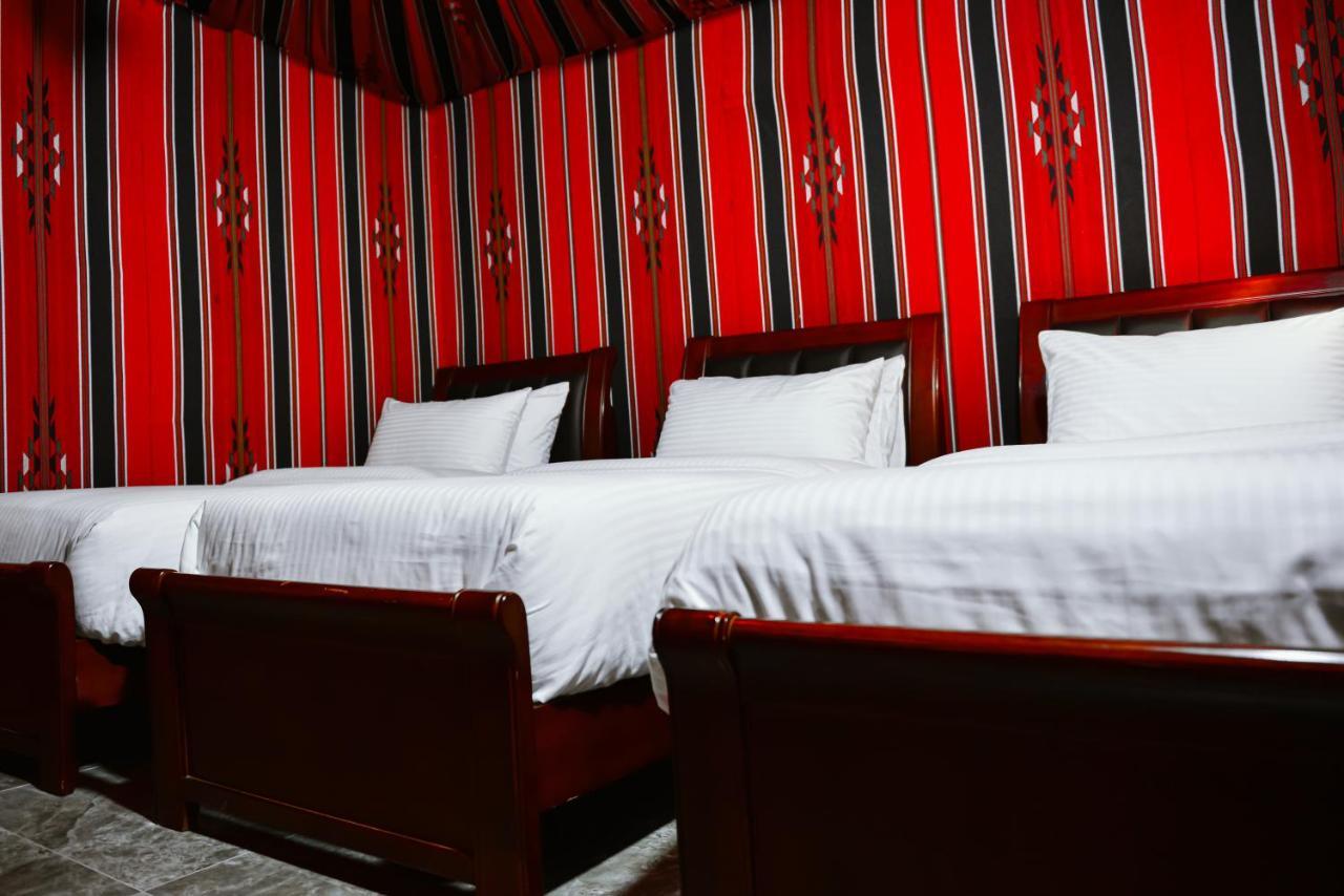 Little Petra Bedouin Camp Hotel Al Hayy Exterior photo