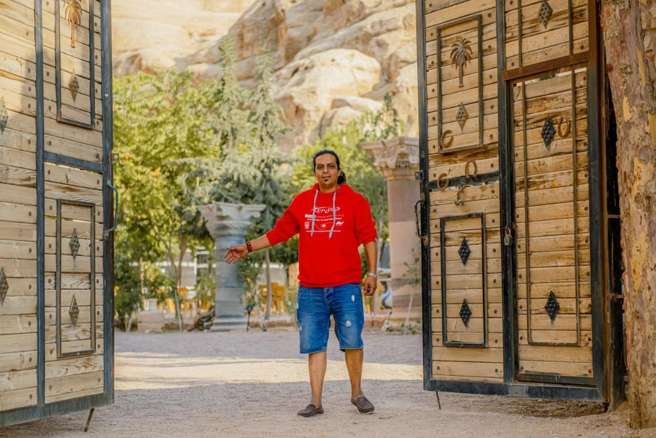 Little Petra Bedouin Camp Hotel Al Hayy Exterior photo