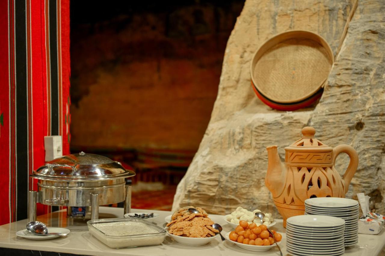 Little Petra Bedouin Camp Hotel Al Hayy Exterior photo